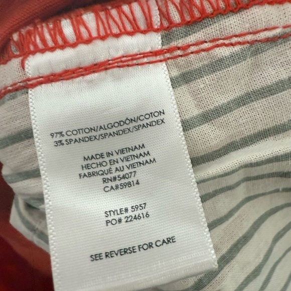 CAbi High Waist Red orange Button fly Shorts size 16 - Picture 4 of 4